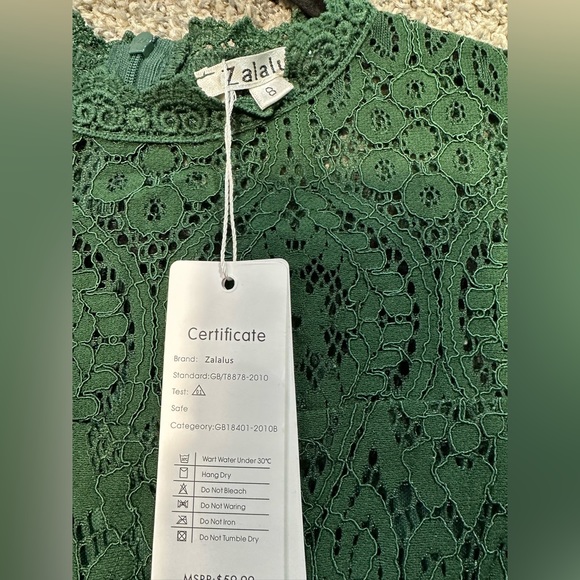 NWT High Neck Short Sleeve Lace Cocktail Party Dress Size 8 - Picture 5 of 5